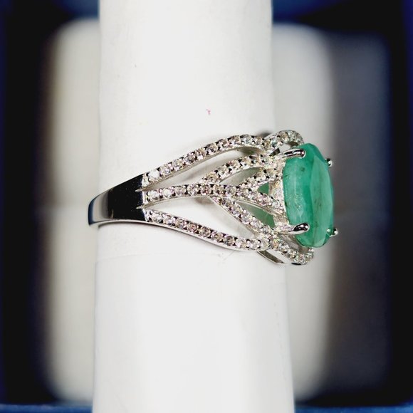 Emerald and White Zircon fancy openwork ring in Rhodium over 925 SS 2.08ct sz 8 - Picture 5 of 5